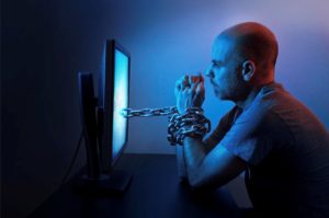 En EE.UU., un 66% de los hombres y un 41% de las mujeres consumen pornografía regularmente cada mes.