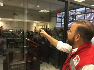 David Anaya Cooley, explica que las 315 cámaras de vigilancia ubicadas en diversos puntos de la ciudad, son el complemento del número de emergencias 911.