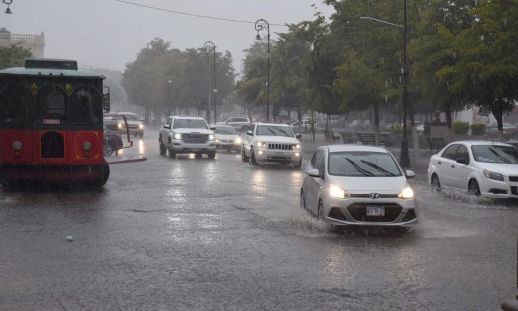 Orlando Flores comentó que a finales de noviembre y principios de diciembre podrían presentarse las primeras precipitaciones.