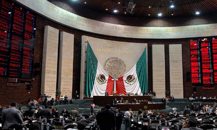 La Mesa Directiva de la Cámara de Diputados regresó el dictamen en materia de reducción de la jornada laboral a la Comisión de Puntos Constitucionales.
