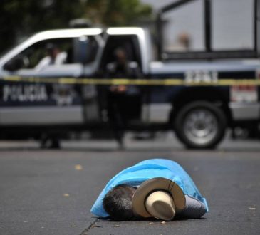 Tras el asesinato de un hombre en la vía publica y la ejecución de otros dos hombres, los homicidios en esta ciudad ascienden a 10 muertos