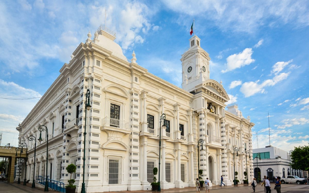 Al no tener personal especializado en temas administrativos, fiscales o contables, el Gobierno gastó cerca de 60 mdp en consultores externos