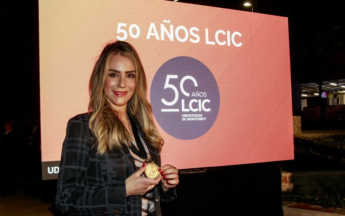 Elda Adela Molina destaca papel de los medios