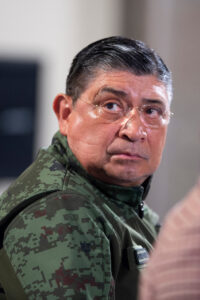 General Luis Crescencio Sandoval… En realidad, quiso agradecer al Presidente.