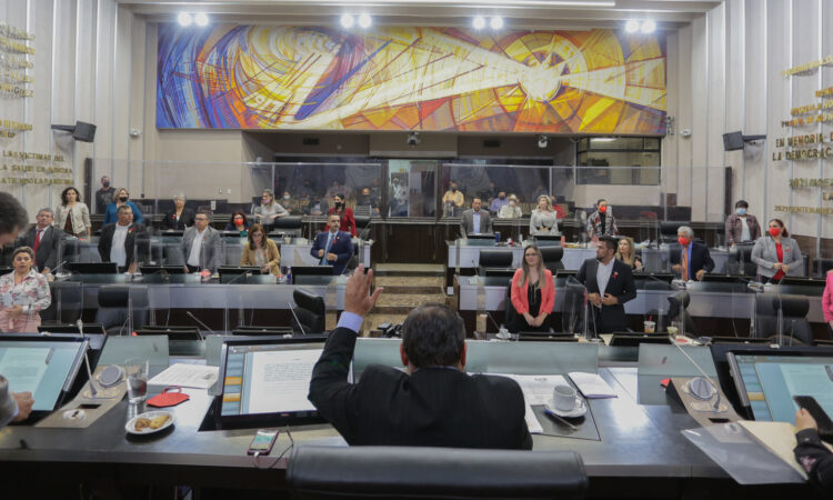 Más de $60 mil pesos ha erogado el Congreso del Estado para la compra de café y galletas para los diputados locales