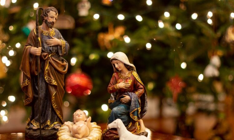 1.- Recreación del Nacimiento de Jesús con José y María.