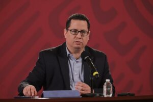 José Luis Alomía… Su formación… Su escuela.