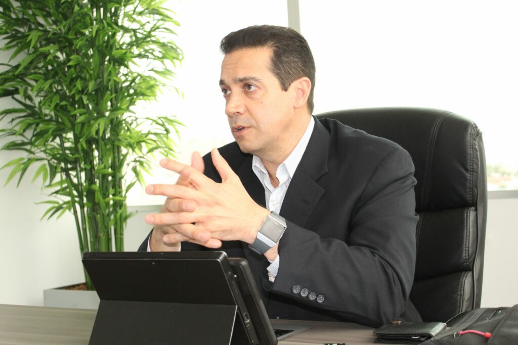 Arturo Fernández, director de “Sonora Global”,