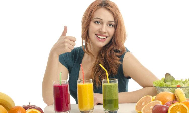 Consumir jugos implica un menor riesgo de trastornos gastrointestinales, una más pronta hidratación y una ingesta más sencilla