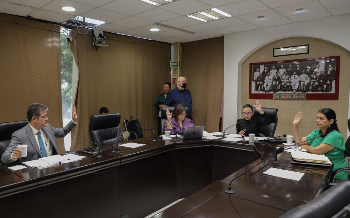 Finalmente fueron un total de cuatro organismos del gobierno del Estado y un total de 17 municipios los que reprobaron en Cuenta Pública