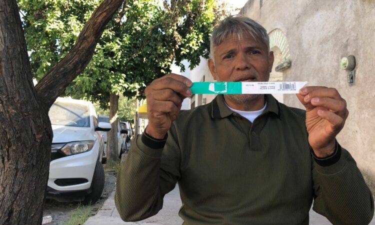 José Molano, migrante venezolano en Hermosillo, teme ser deportado por el Gobierno de México.