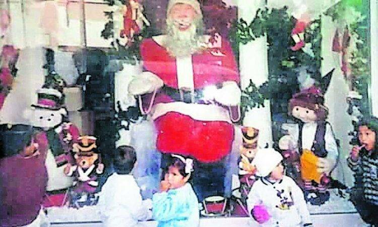 Santa Mazon