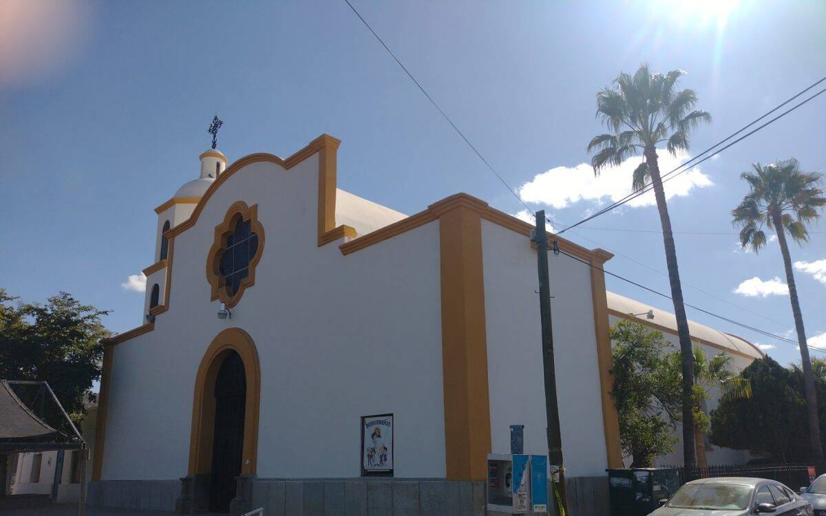 El templo de La Candelaria comenzó a construirse en 1875.
