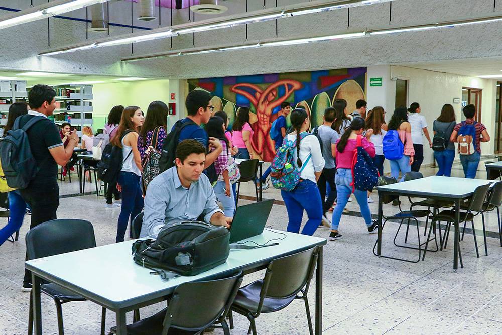 Gobernador Alfonso Durazo envió iniciativa para reformar la Ley de la Unison.