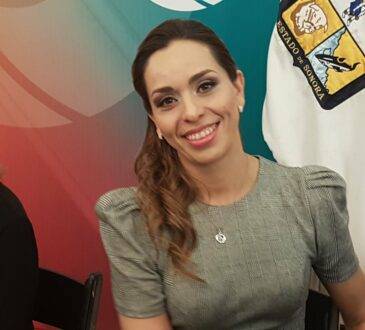 Alejandra Santiago Sainz, directora general de la UNIPAF.