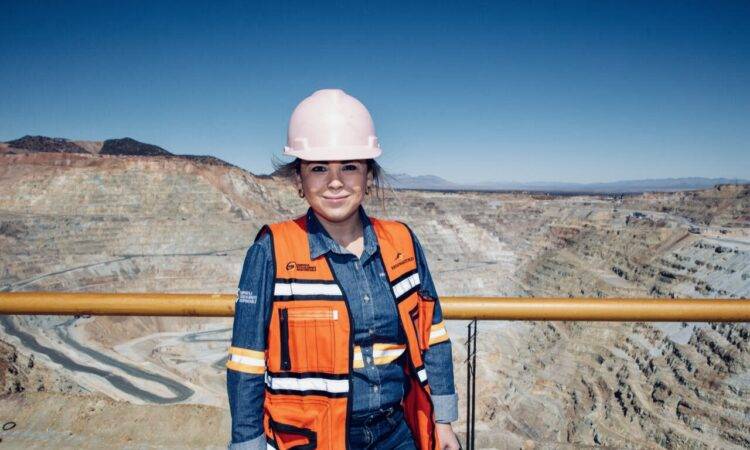 Lourdes Mc Pherson, ocupa un cargo directivo en una Mina de Guanajuato con presencia en cuatro entidades.