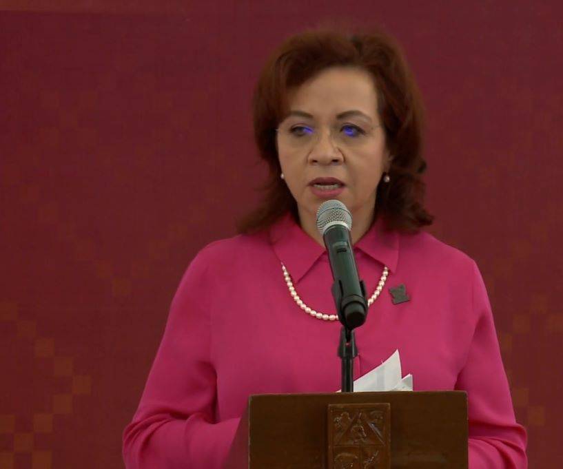 la titular del IMSS Lourdes Díaz Espinoza.