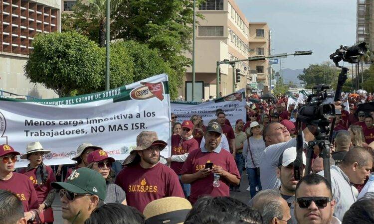 Un amplio contingente desfiló desde tempranas horas.