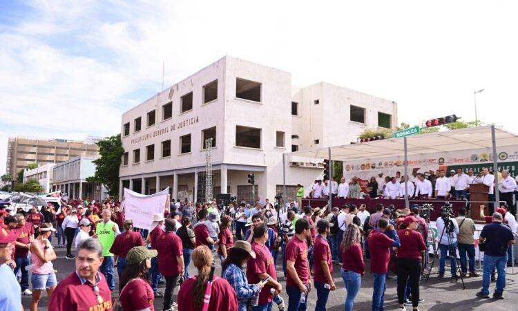 Marcha conmemorativa al Día del Trabajo en Hermosillo