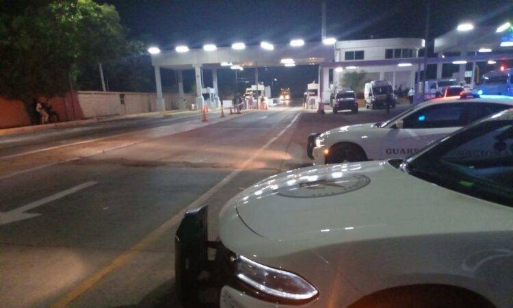 Con apoyo de Militares de la Guardia Nacional detuvieron a 12 activistas sonorenses que protestaban por la eliminación de las casetas de cobro