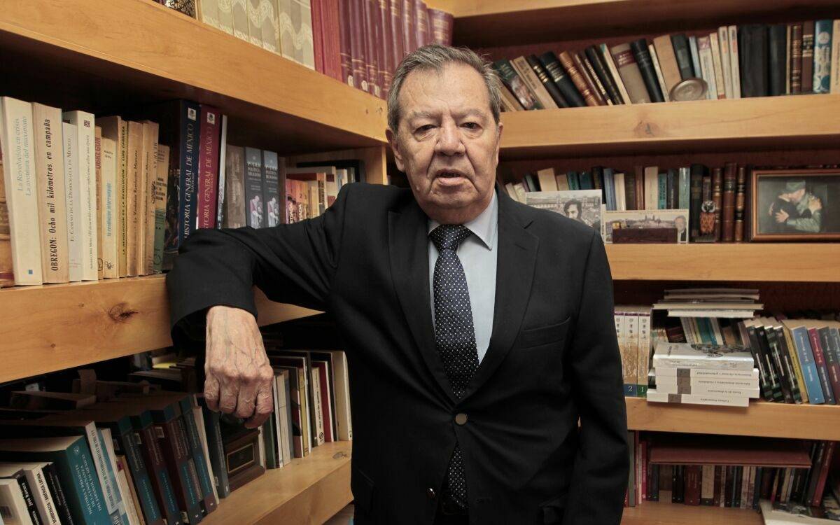 Fue uno de los más fervientes promotores de la reforma del Estado. Logró pactar con diversas fuerzas políticas los apoyos necesarios para llevar a cabo importantes reformas