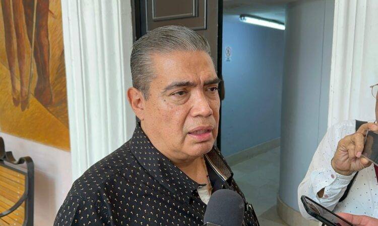 El titular de la FGJE, Gustavo Rómulo Salas, informó que investigan el asesinato del joven botánico de origen estadounidense
