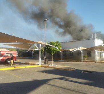 Lo anterior lo confirmó el Jefe del Departamento de Bomberos, Matty Ortega, quien detalló que analizarán las posibles causas del incendio.