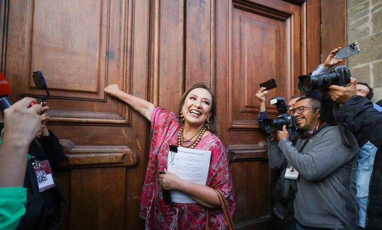 LA SEMANA anterior se la llevó Xóchitl Gálvez, en esta que ha transcurrido, ella fue capaz de quitarle la supremacía a las corcholatas de palacio nacional.