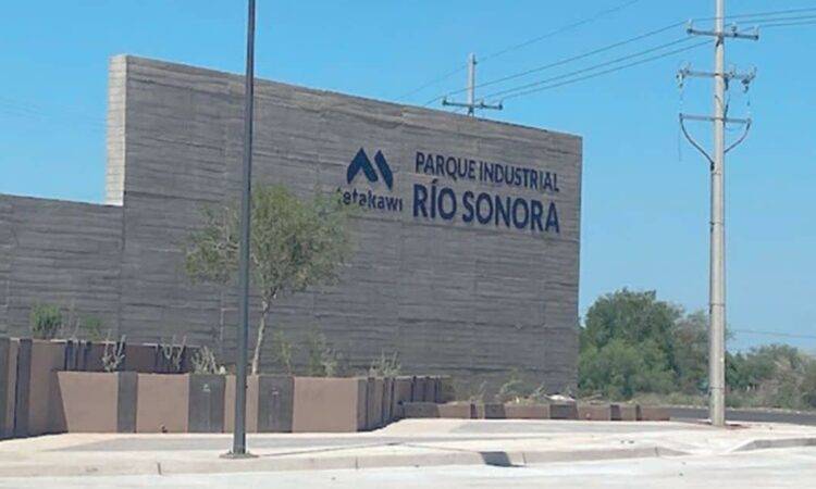 La Secretaría de Economía Estatal anuncio que se proyecta construir al menos seis parques industriales en el estado