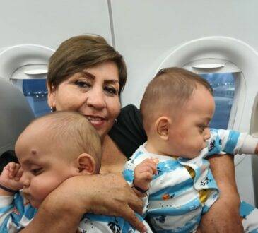 LoLos gemelos y su abuela Trinidad, rumbo a la Cdmx donde será operado Angelito.gra familia de Ángel Iván lo imposible
