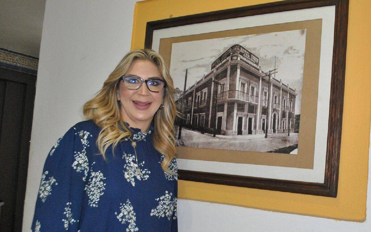 Rosalba Benard presume el potencial turístico de la ciudad.
