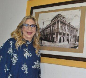 Rosalba Benard presume el potencial turístico de la ciudad.