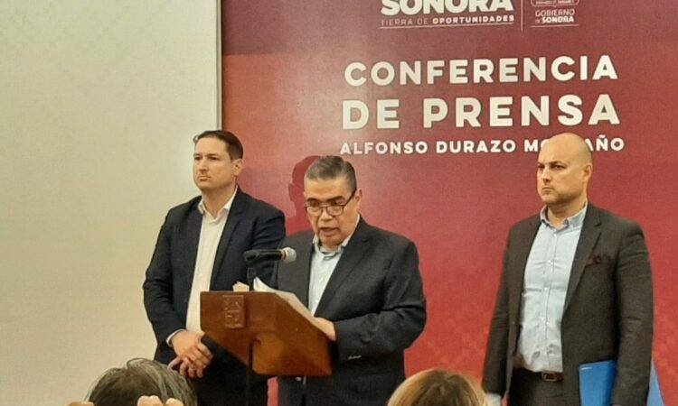 Gustavo Salas Chávez, fiscal general del estado