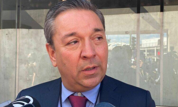 Aarón Grageda, secretario de Educación y Cultura.