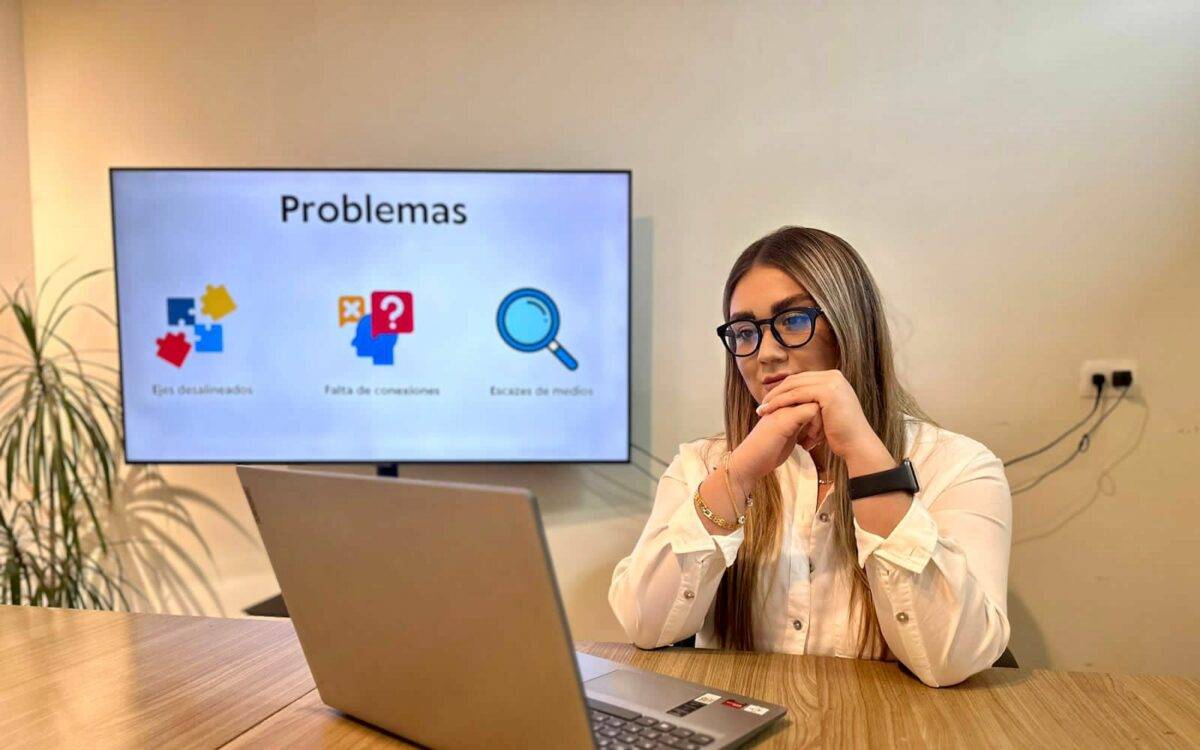 Brenda Arizmendi es la creadora del concepto TIEX Consulting.