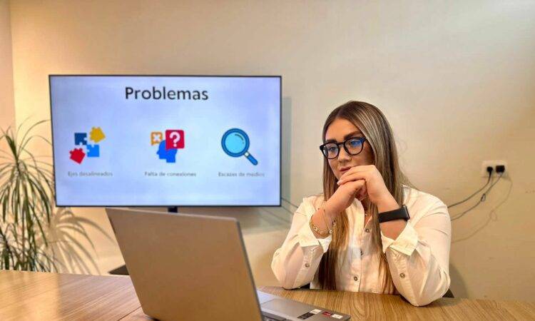 Brenda Arizmendi es la creadora del concepto TIEX Consulting.