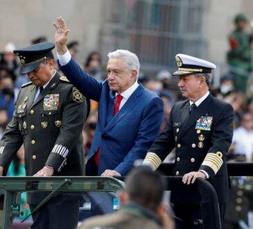 Andrés Manuel López Obrador, en el desfile del 16 de septiembre