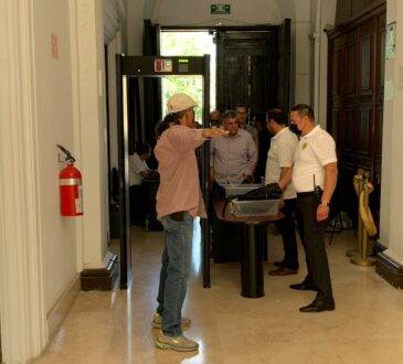 El Gobierno de Sonora este año contrató a una empresa privada para reforzar medidas de vigilancia en el edificio público    