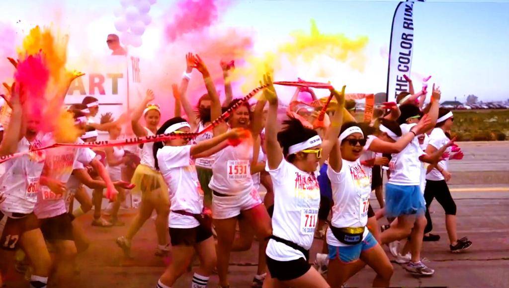 Uniendo lazos de unidad por voluntad propia, llevando alegría a los más necesitados y sobre todo regalando sonrisas a los reyes del hogar