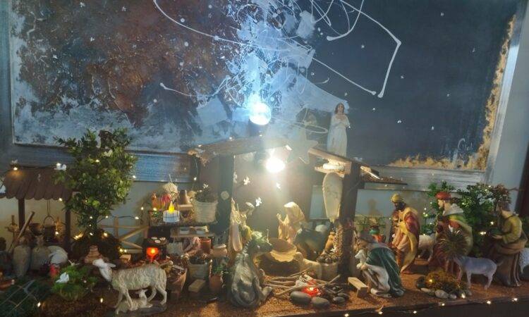 Saúl Lagarda cuenta con una colección única en la ciudad sobre la representación de la natividad de Nuestro Señor Jesucristo en Belén