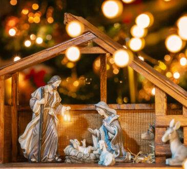 La palabra “navidad” es una contracción de “natividad”, que significa natalicio. Esta fiesta hizo su aparición en la Iglesia Católica