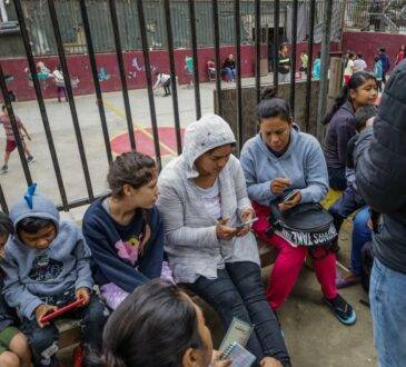 Los migrantes han quedado varados en algunos estados de la república, uno de ellos es Sonora, un oasis para los que buscan la ayuda