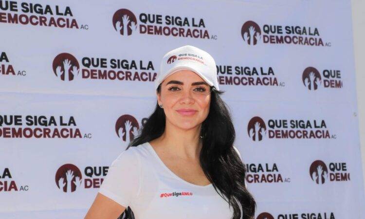 Gabriela fundadora de la agrupación “Que siga la democracia” se reunirá con candidatos morenistas en la entidad; señalada por tener vínculos con “El Rey del Huachicol”