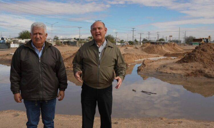 Recorre alcalde colonias ante estragos de las lluvias