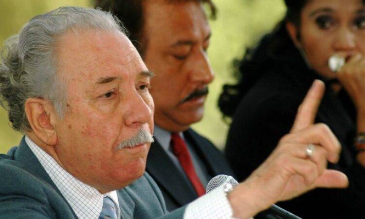 La Jueza María Julia Tarazón, en seguimiento a la denuncia en contra del ex líder sindical, se declaró incompetente y cerró la causa