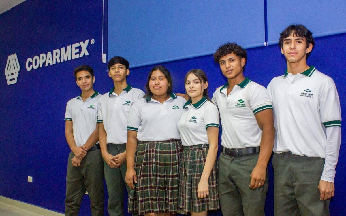 La carrera de Administración que imparte CONALEP estará ligada con la empresa Abarrey esto como resultado del convenio realizado con COPARMEX