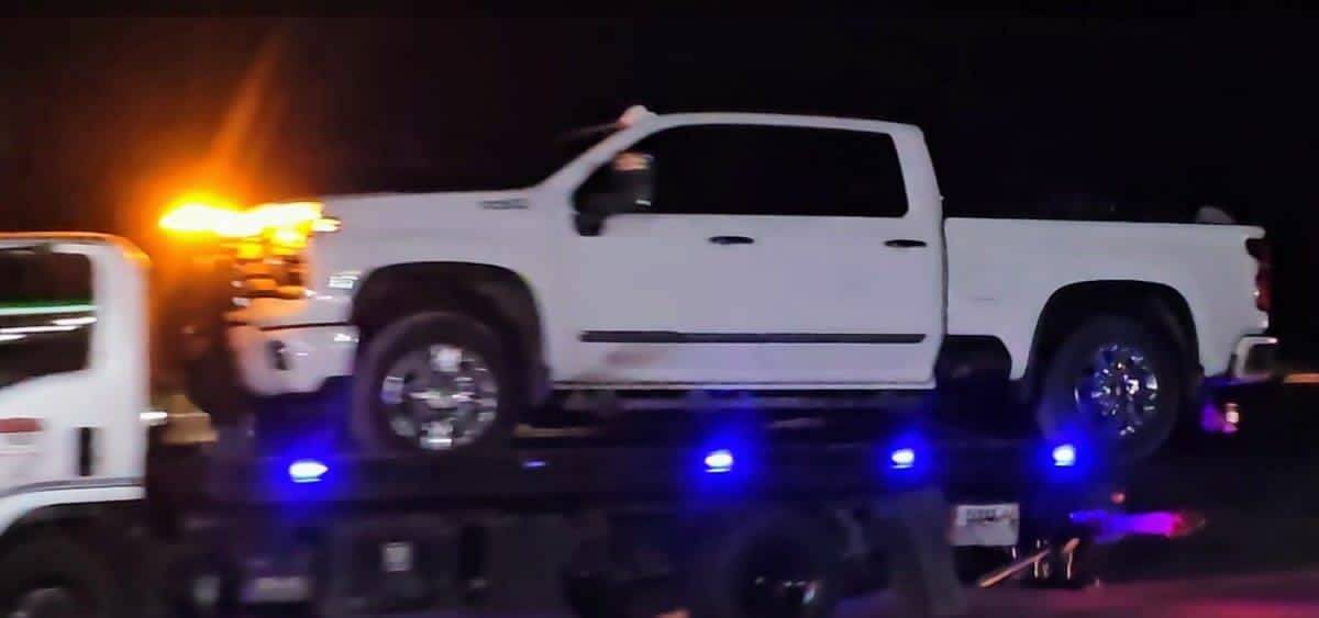 Tres personas lesionadas y tres automóviles con impactos de bala, uno de ellos abordado por una familia estadounidense en carretera Caborca