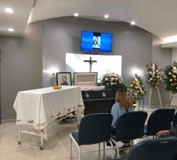 La joven Dulce “N” fue víctima de feminicidio a manos de la ex pareja de su madre, recibió este lunes su último adiós en Hermosillo, Sonora