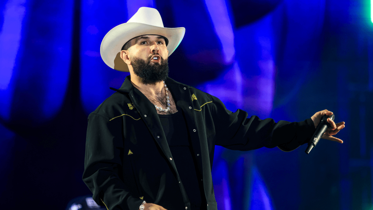 En desacuerdo Adolfo Salazar, titular de la Secretaría de Gobierno del estado, con el mensaje que emitió el cantante Carin León, durante su concierto en Hermosillo