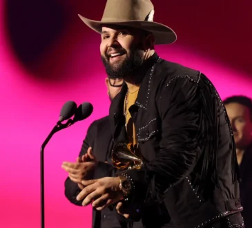 HASTA ahora no ha habido nadie, que apruebe la “animosidad” del cantante hermosillense, tras presumir su borrachera y su gusto por la cocaína